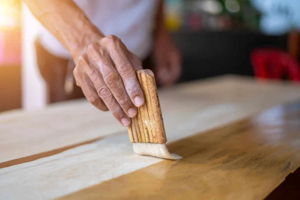 نمایش بتونه زدن و گرفتن ایراد چوب